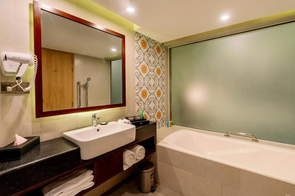 Best Western Heritage كوكس بازار المظهر الخارجي الصورة